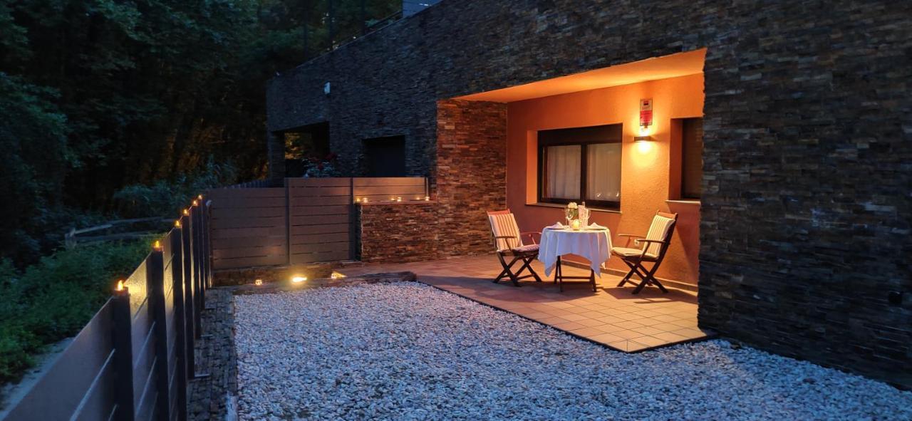 Apartaments La Farga アルブシエス エクステリア 写真